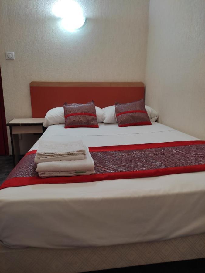 Hotel Aux Armes De Belgique Lourdes Kültér fotó